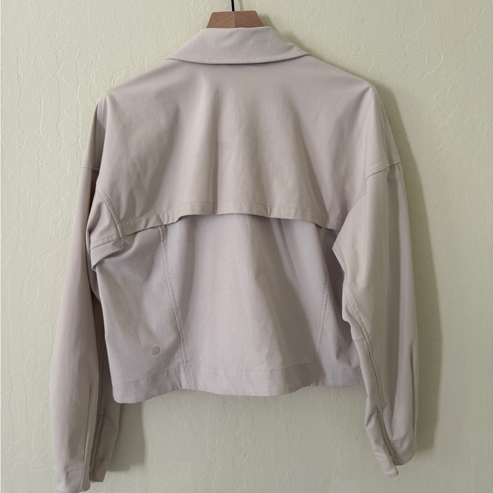 Lululemon Lab Off-white Cropped Zip-Up Jacket - Picture 3 of 4